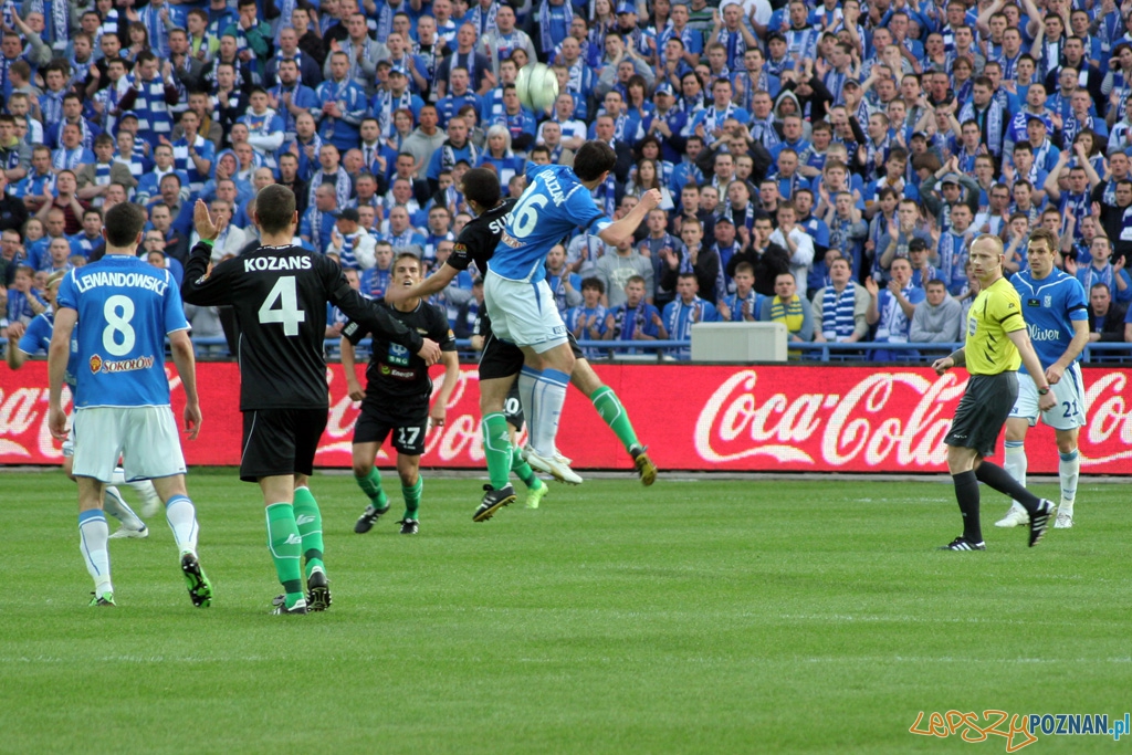 KKS Lech Poznań - Lechia Gdańsk 2:1 (28.04.2010 r.) Foto: Piotr Rychter KKS Lech Poznań - Lechia Gdańsk 2:1 (28.04.2010 r.) Foto: Piotr Rychter