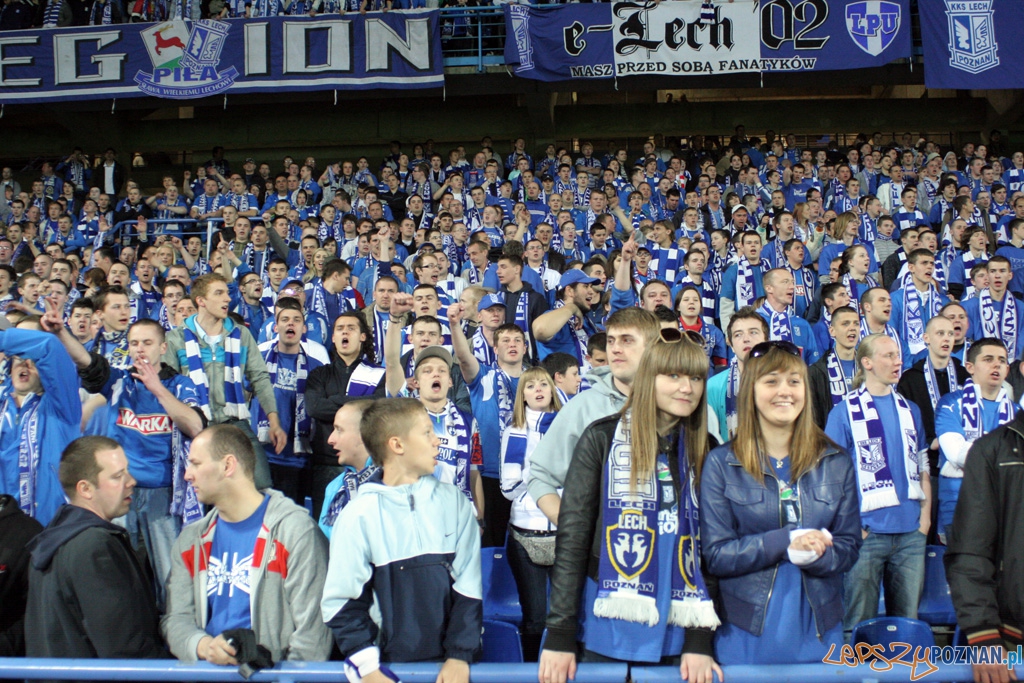 KKS Lech Poznań - Lechia Gdańsk 2:1 (28.04.2010 r.) Foto: Piotr Rychter KKS Lech Poznań - Lechia Gdańsk 2:1 (28.04.2010 r.) Foto: Piotr Rychter