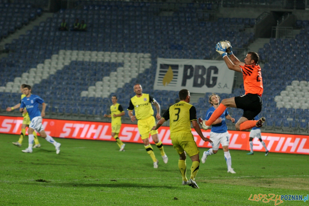KKS Lech Poznań - Sparta Praga, stadion miejski 4.08.2010 r. Foto: Piotr Rychter KKS Lech Poznań - Sparta Praga, stadion miejski 4.08.2010 r. Foto: Piotr Rychter