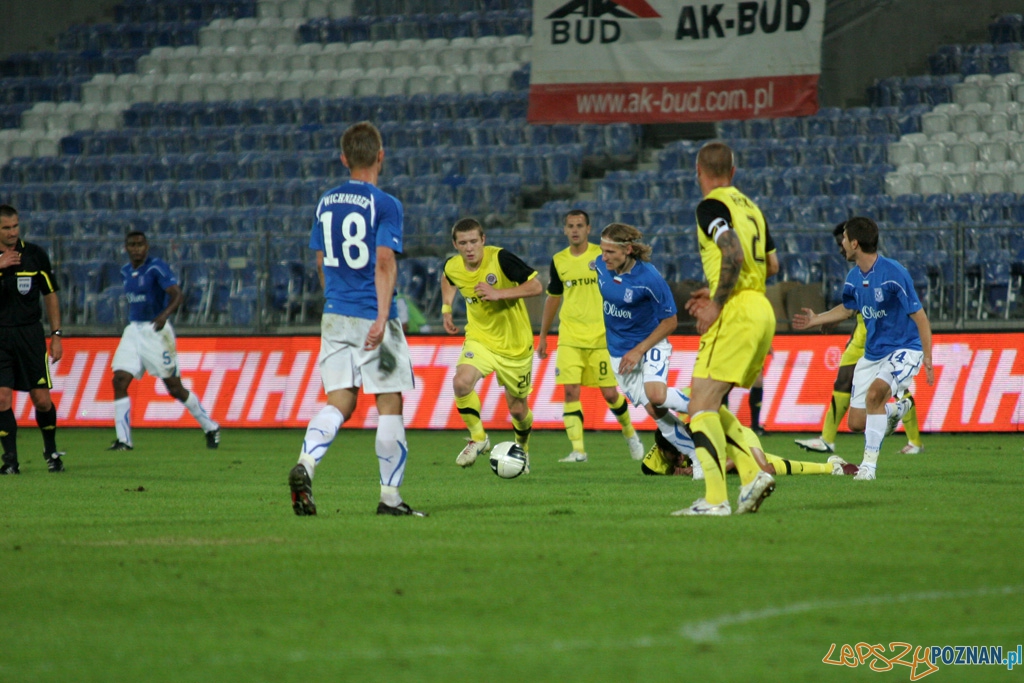 KKS Lech Poznań - Sparta Praga, stadion miejski 4.08.2010 r. Foto: Piotr Rychter KKS Lech Poznań - Sparta Praga, stadion miejski 4.08.2010 r. Foto: Piotr Rychter