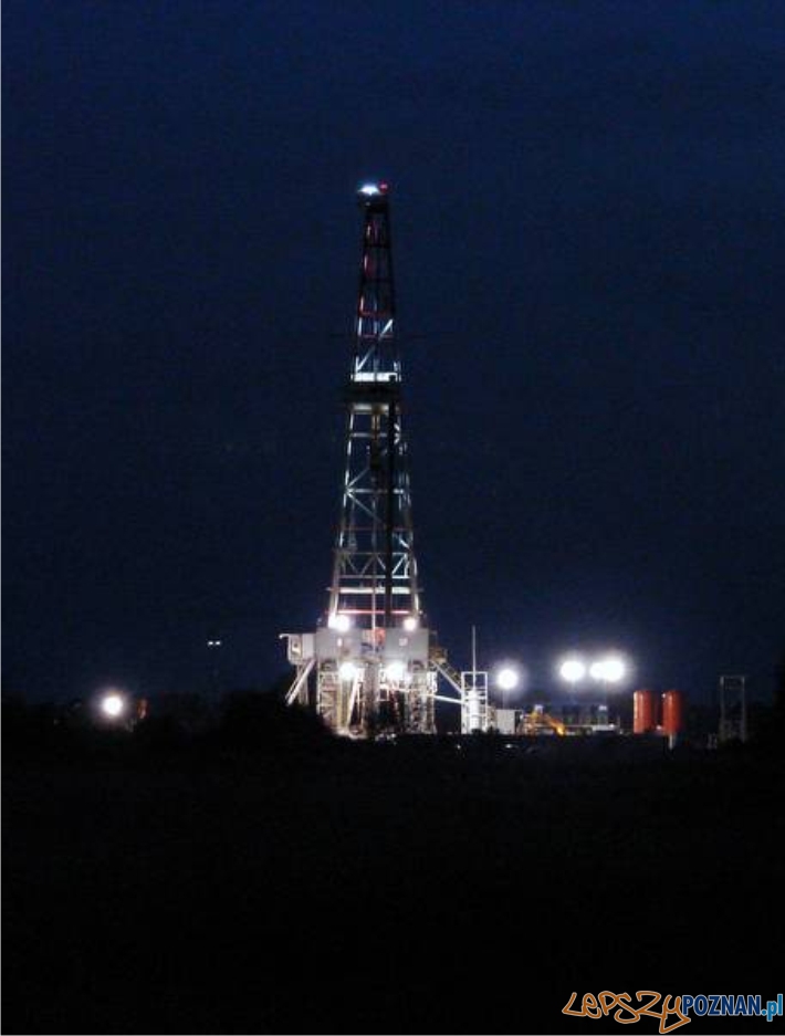 szyb wiertniczy złoża Siekierki Foto: lepszyPOZNAN.pl / ag szyb wiertniczy złoża Siekierki Foto: lepszyPOZNAN.pl / ag