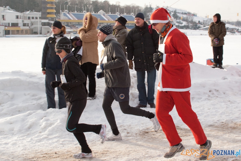 XXVII Międzynarodowy Bieg Sylwestrowy im. Ryszarda Burgiela Foto: Paweł Rychter XXVII Międzynarodowy Bieg Sylwestrowy im. Ryszarda Burgiela Foto: Paweł Rychter