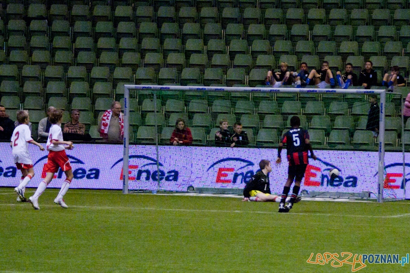 LechCUP 2010 U12 - 2010.12.11 Foto: Paweł Rychter LechCUP 2010 U12 - 2010.12.11 Foto: Paweł Rychter