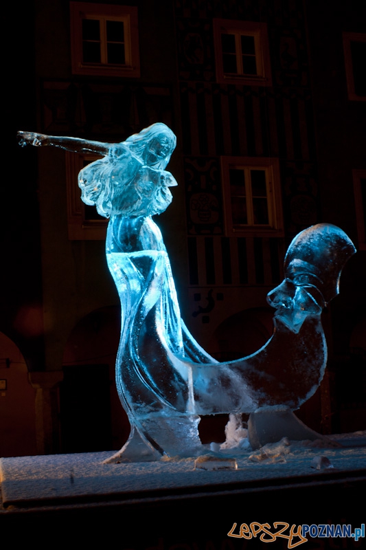 V Festiwal Rzeźb Lodowych w Poznaniu - 12.12.2010 r. Foto: Paweł Rychter V Festiwal Rzeźb Lodowych w Poznaniu - 12.12.2010 r. Foto: Paweł Rychter