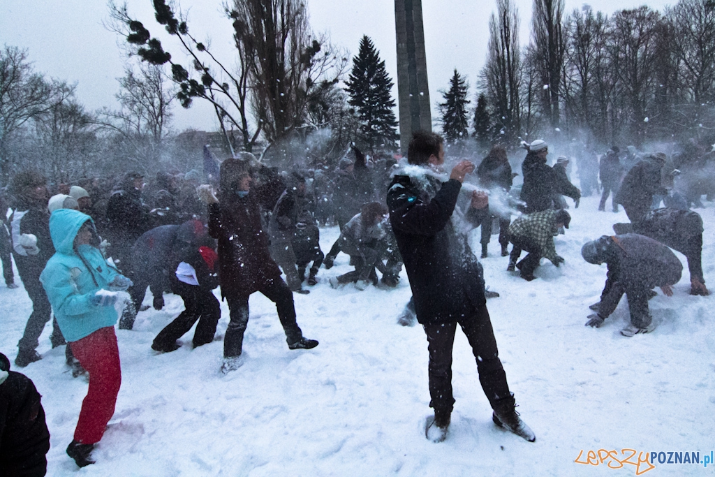 Pierwsza Poznańska Bitwa na Śnieżki Foto: Piotr Rychter Pierwsza Poznańska Bitwa na Śnieżki Foto: Piotr Rychter