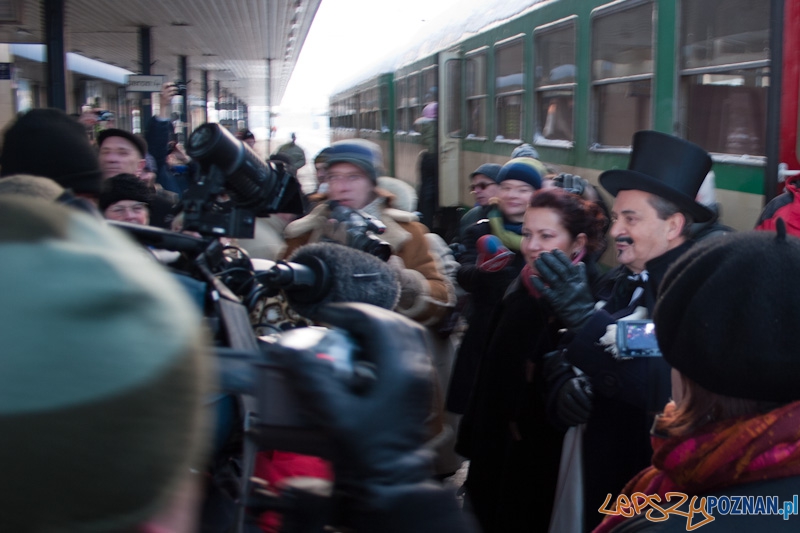 Ignacy Paderewski na Dworcu Głównym - 26.12.2010 r. Foto: Paweł Rychter Ignacy Paderewski na Dworcu Głównym - 26.12.2010 r. Foto: Paweł Rychter