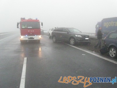 Wypadek na autostradzie pod Wrześnią Foto: Państwowa Straż Pożarna Wypadek na autostradzie pod Wrześnią Foto: Państwowa Straż Pożarna