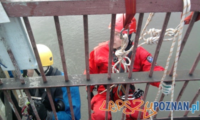 Most kolejowy na Starołęce był zagrożony! Foto: kpt. K. Bugajak Most kolejowy na Starołęce był zagrożony! Foto: kpt. K. Bugajak