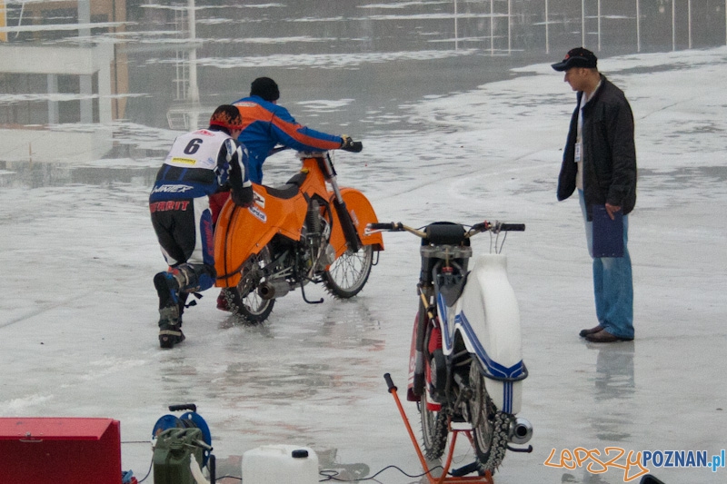 Ice Racing Team na Malcie w Poznaniu - 08.01.2011 r. Foto: lepszyPOZNAN.pl / Paweł Rychter Ice Racing Team na Malcie w Poznaniu - 08.01.2011 r. Foto: lepszyPOZNAN.pl / Paweł Rychter