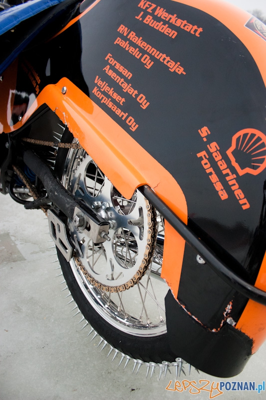 Ice Racing Team na Malcie w Poznaniu - 08.01.2011 r. Foto: lepszyPOZNAN.pl / Paweł Rychter Ice Racing Team na Malcie w Poznaniu - 08.01.2011 r. Foto: lepszyPOZNAN.pl / Paweł Rychter