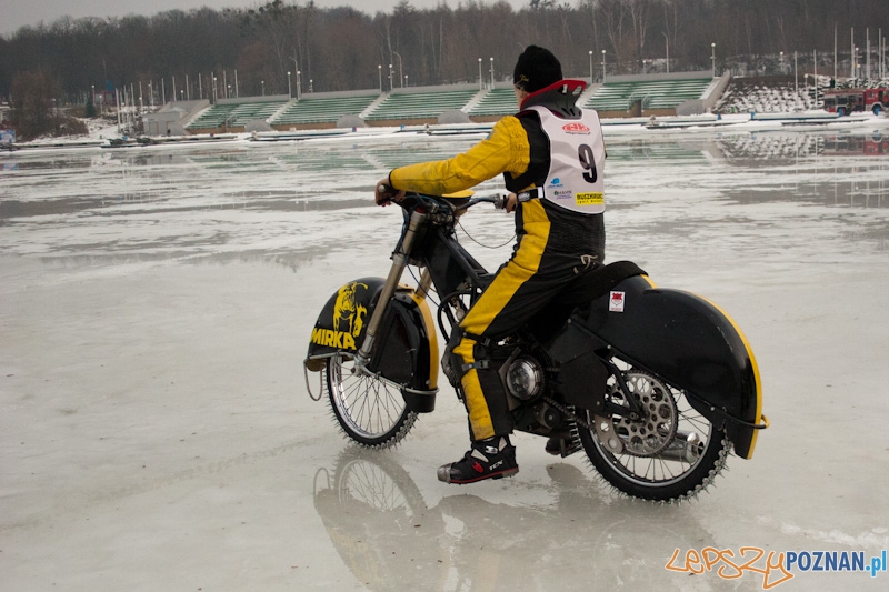 Ice Racing Team na Malcie w Poznaniu - 08.01.2011 r. Foto: lepszyPOZNAN.pl / Paweł Rychter Ice Racing Team na Malcie w Poznaniu - 08.01.2011 r. Foto: lepszyPOZNAN.pl / Paweł Rychter