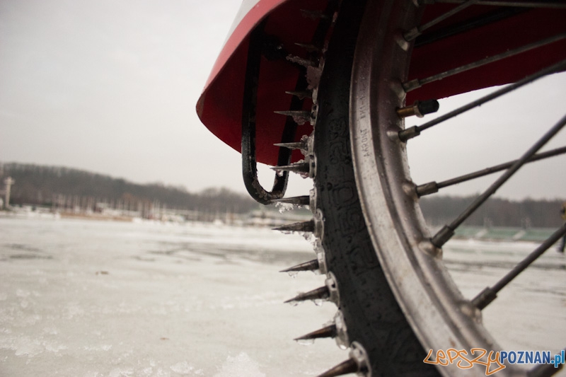 Ice Racing Team na Malcie w Poznaniu - 08.01.2011 r. Foto: lepszyPOZNAN.pl / Paweł Rychter Ice Racing Team na Malcie w Poznaniu - 08.01.2011 r. Foto: lepszyPOZNAN.pl / Paweł Rychter
