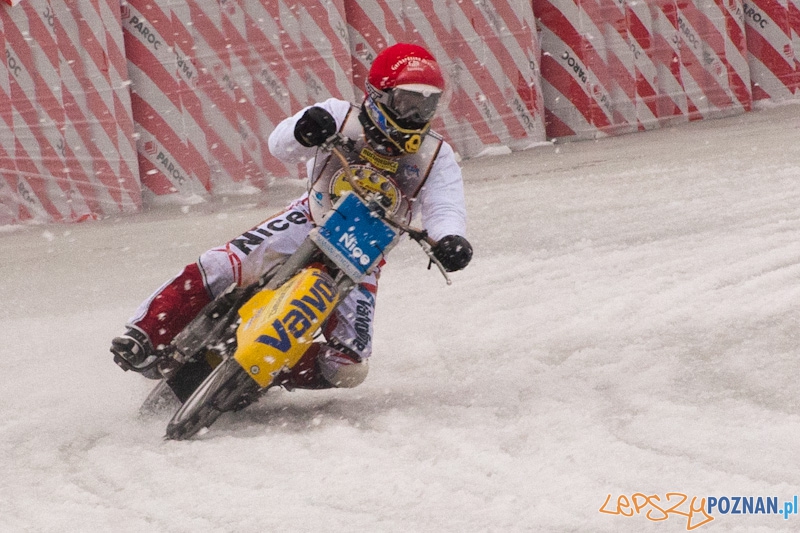 Ice Racing Team na Malcie w Poznaniu - 08.01.2011 r. Foto: lepszyPOZNAN.pl / Paweł Rychter Ice Racing Team na Malcie w Poznaniu - 08.01.2011 r. Foto: lepszyPOZNAN.pl / Paweł Rychter