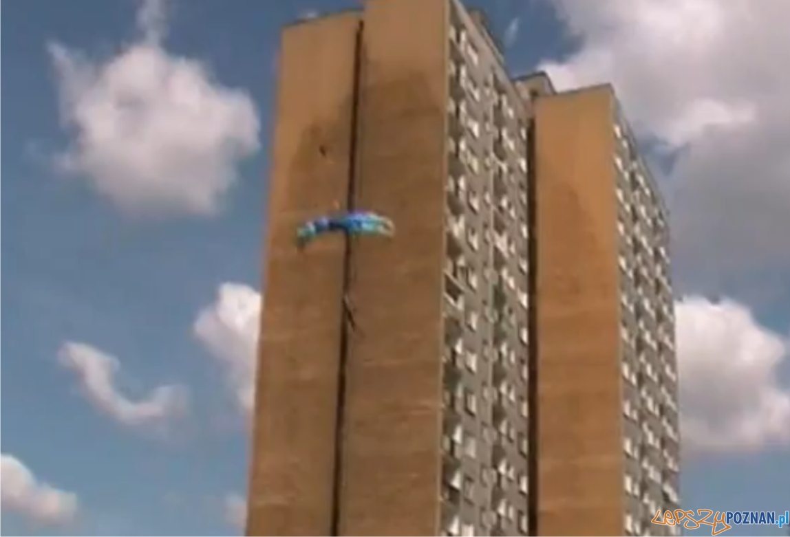 base jumping Foto: base jumping base jumping Foto: base jumping