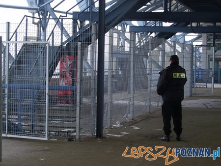 Wizytacja stadionu przy Bułgarskiej Foto: Komenda Wojewódzka Policji w Poznaniu Wizytacja stadionu przy Bułgarskiej Foto: Komenda Wojewódzka Policji w Poznaniu