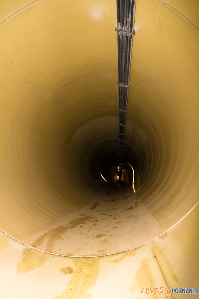 Wybudowany odcinek kolektora prawobrzeżnego II pod ulicą Podwale Foto: lepszyPOZNAN.pl / Piotr Rychter Wybudowany odcinek kolektora prawobrzeżnego II pod ulicą Podwale Foto: lepszyPOZNAN.pl / Piotr Rychter