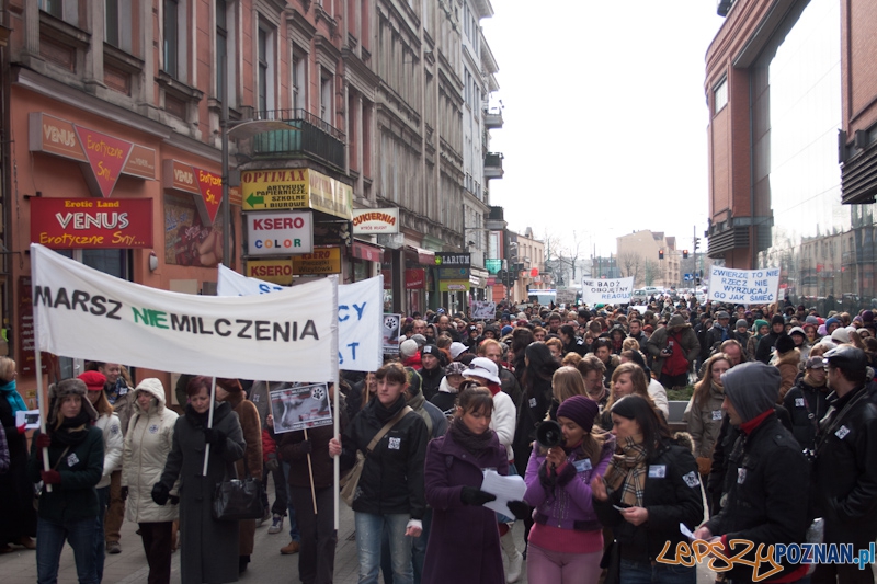 Marsz (NIE) Milczenia w obronie praw zwierząt - 13.02.2011 r.> Foto: LepszyPOZNAN.pl / Paweł Rychter Marsz (NIE) Milczenia w obronie praw zwierząt - 13.02.2011 r.> Foto: LepszyPOZNAN.pl / Paweł Rychter