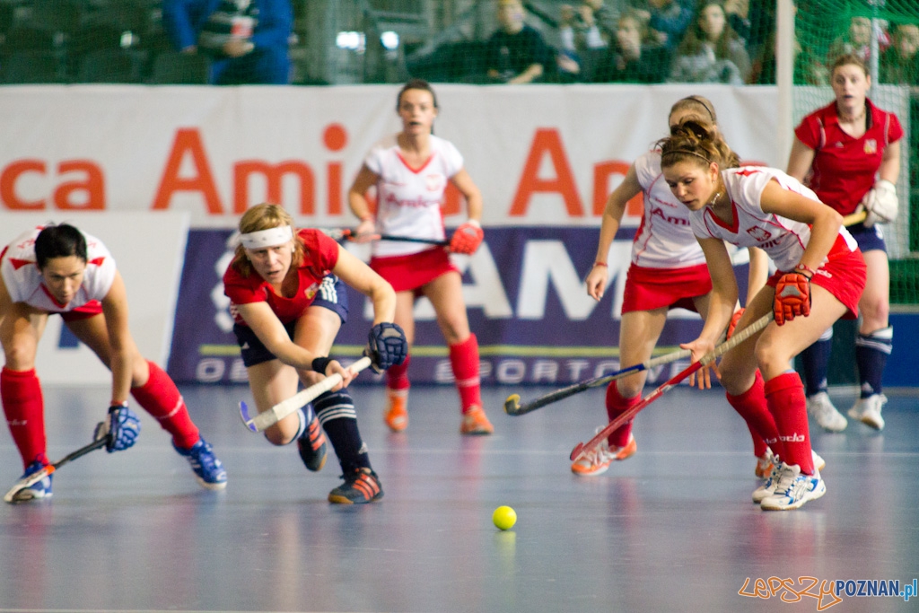 III Halowe Mistrzostwa Świata w Hokeju Na Trawie - Polska - Czechy Foto: lepszyPOZNAN.pl / Piotr Rychter III Halowe Mistrzostwa Świata w Hokeju Na Trawie - Polska - Czechy Foto: lepszyPOZNAN.pl / Piotr Rychter