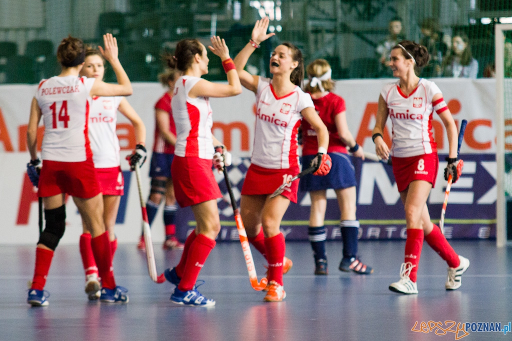 III Halowe Mistrzostwa Świata w Hokeju Na Trawie - Polska - Czechy Foto: lepszyPOZNAN.pl / Piotr Rychter III Halowe Mistrzostwa Świata w Hokeju Na Trawie - Polska - Czechy Foto: lepszyPOZNAN.pl / Piotr Rychter