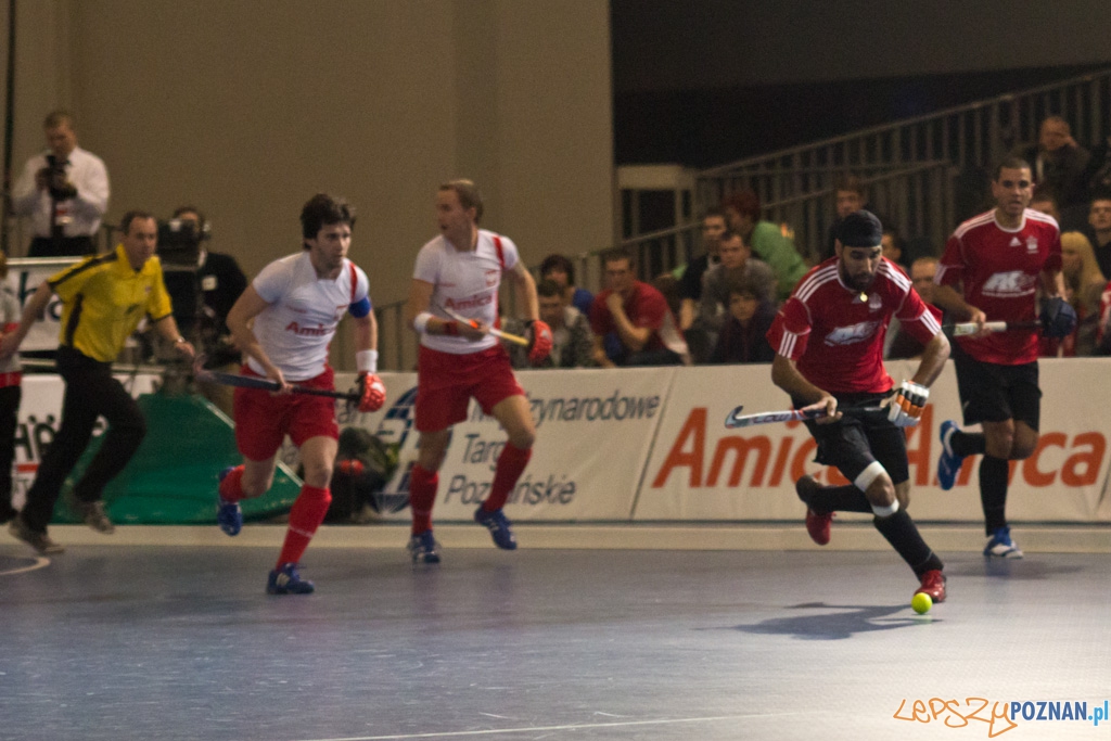 III Halowe Mistrzostwa Świata w Hokeju na Trawie - Polska - Kanada Foto: lepszyPOZNAN.pl / Piotr Rychter III Halowe Mistrzostwa Świata w Hokeju na Trawie - Polska - Kanada Foto: lepszyPOZNAN.pl / Piotr Rychter