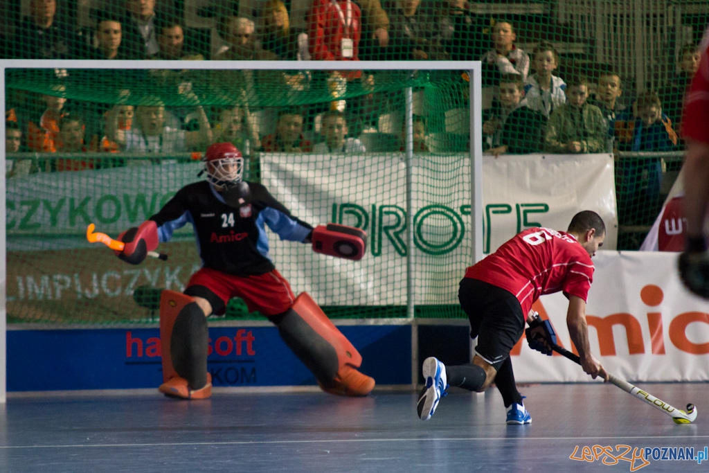 III Halowe Mistrzostwa Świata w Hokeju na Trawie - Polska - Kanada Foto: lepszyPOZNAN.pl / Piotr Rychter III Halowe Mistrzostwa Świata w Hokeju na Trawie - Polska - Kanada Foto: lepszyPOZNAN.pl / Piotr Rychter