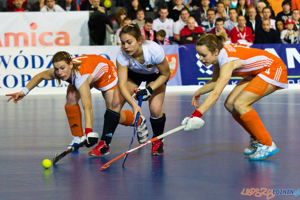 III Halowe Mistrzostwa Świata w Hokeju Na Trawie -Finał kobiet - Niemcy - Holandia Foto: lepszyPOZNAN.pl / Piotr Rychter III Halowe Mistrzostwa Świata w Hokeju Na Trawie -Finał kobiet - Niemcy - Holandia Foto: lepszyPOZNAN.pl / Piotr Rychter