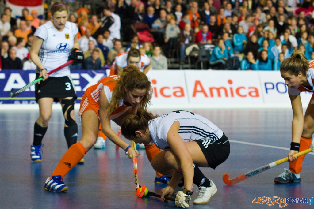 III Halowe Mistrzostwa Świata w Hokeju Na Trawie -Finał kobiet - Niemcy - Holandia Foto: lepszyPOZNAN.pl / Piotr Rychter III Halowe Mistrzostwa Świata w Hokeju Na Trawie -Finał kobiet - Niemcy - Holandia Foto: lepszyPOZNAN.pl / Piotr Rychter