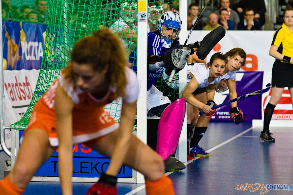 III Halowe Mistrzostwa Świata w Hokeju Na Trawie -Finał kobiet - Niemcy - Holandia Foto: lepszyPOZNAN.pl / Piotr Rychter III Halowe Mistrzostwa Świata w Hokeju Na Trawie -Finał kobiet - Niemcy - Holandia Foto: lepszyPOZNAN.pl / Piotr Rychter