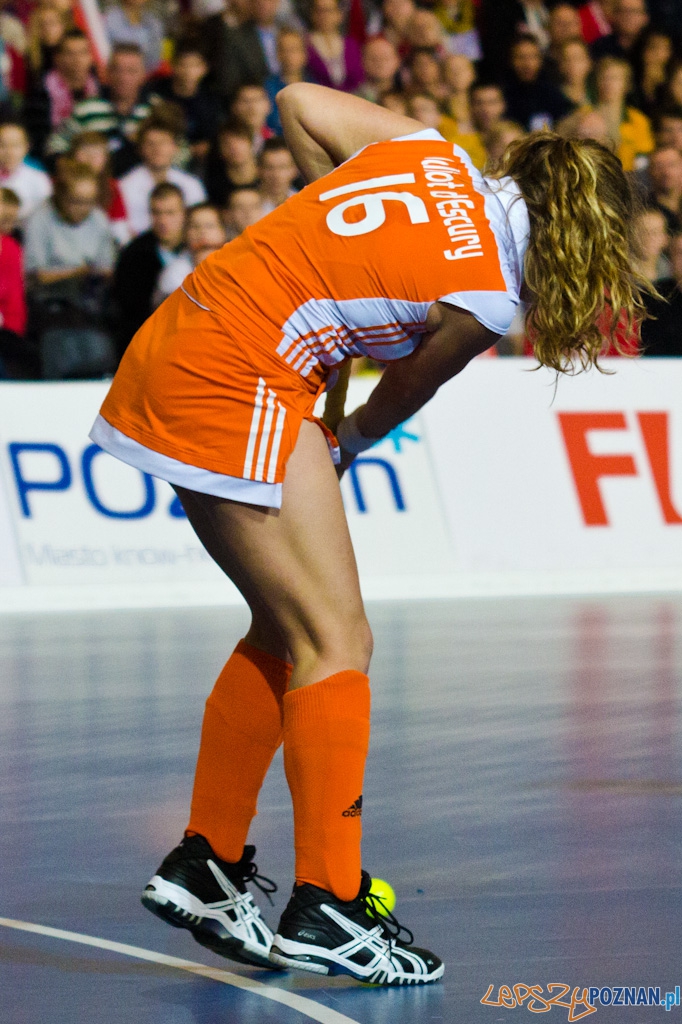 III Halowe Mistrzostwa Świata w Hokeju Na Trawie -Finał kobiet - Niemcy - Holandia Foto: lepszyPOZNAN.pl / Piotr Rychter III Halowe Mistrzostwa Świata w Hokeju Na Trawie -Finał kobiet - Niemcy - Holandia Foto: lepszyPOZNAN.pl / Piotr Rychter