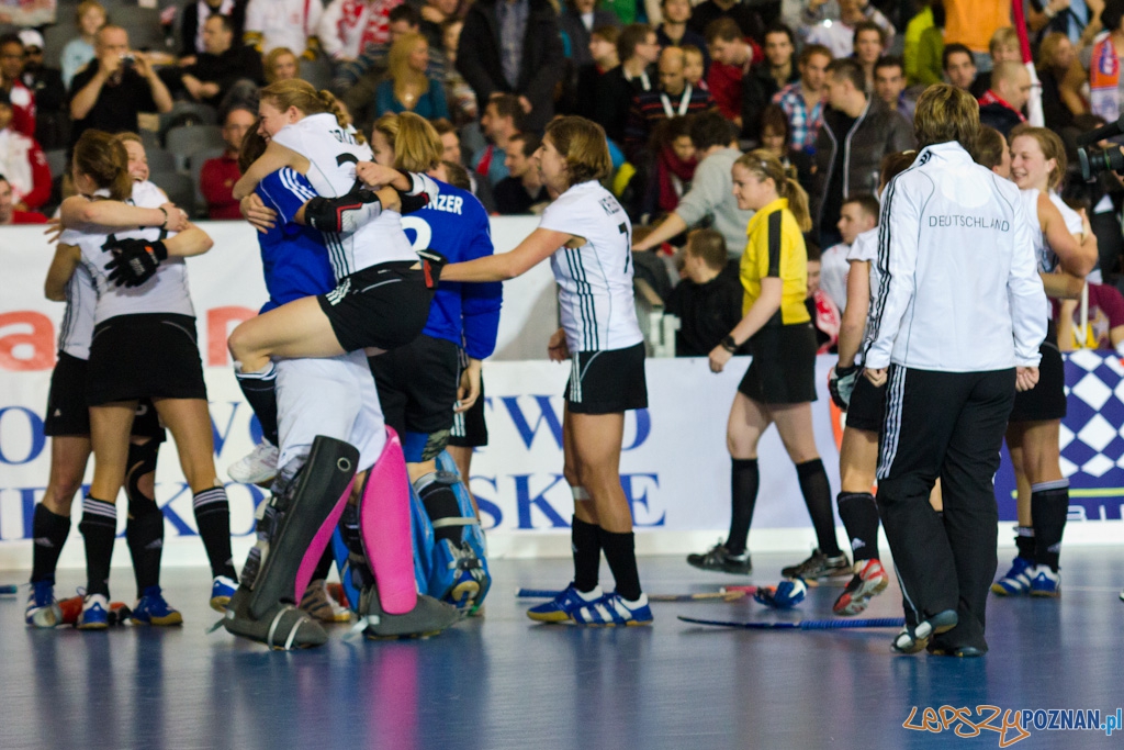 III Halowe Mistrzostwa Świata w Hokeju Na Trawie -Finał kobiet - Niemcy - Holandia Foto: lepszyPOZNAN.pl / Piotr Rychter III Halowe Mistrzostwa Świata w Hokeju Na Trawie -Finał kobiet - Niemcy - Holandia Foto: lepszyPOZNAN.pl / Piotr Rychter