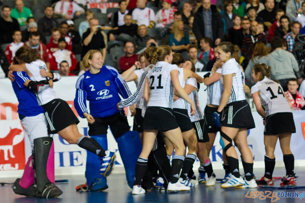 III Halowe Mistrzostwa Świata w Hokeju Na Trawie -Finał kobiet - Niemcy - Holandia Foto: lepszyPOZNAN.pl / Piotr Rychter III Halowe Mistrzostwa Świata w Hokeju Na Trawie -Finał kobiet - Niemcy - Holandia Foto: lepszyPOZNAN.pl / Piotr Rychter