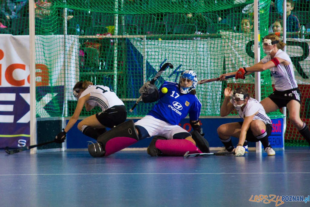 III Halowe Mistrzostwa Świata w Hokeju Na Trawie -Finał kobiet - Niemcy - Holandia Foto: lepszyPOZNAN.pl / Piotr Rychter III Halowe Mistrzostwa Świata w Hokeju Na Trawie -Finał kobiet - Niemcy - Holandia Foto: lepszyPOZNAN.pl / Piotr Rychter