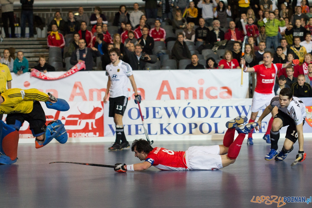 III Halowe Mistrzostwa Świata w Hokeju Na Trawie - Polska - Niemcy Foto: lepszyPOZNAN.pl / Piotr Rychter III Halowe Mistrzostwa Świata w Hokeju Na Trawie - Polska - Niemcy Foto: lepszyPOZNAN.pl / Piotr Rychter