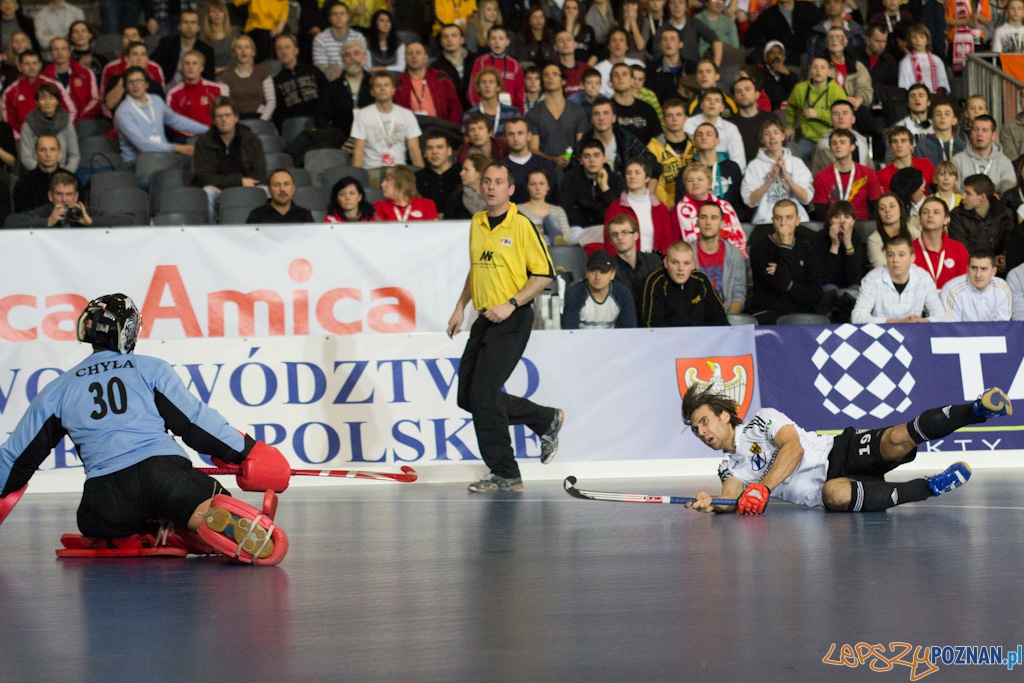 III Halowe Mistrzostwa Świata w Hokeju Na Trawie - Polska - Niemcy Foto: lepszyPOZNAN.pl / Piotr Rychter III Halowe Mistrzostwa Świata w Hokeju Na Trawie - Polska - Niemcy Foto: lepszyPOZNAN.pl / Piotr Rychter