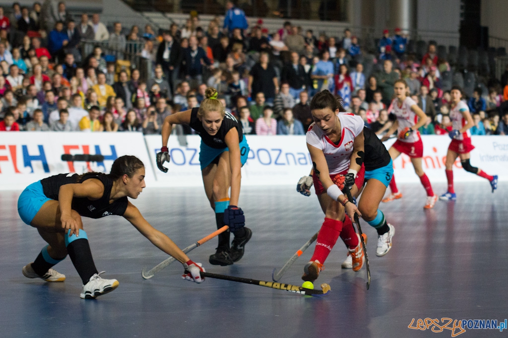 III Halowe Mistrzostwa Świata w Hokeju Na Trawie - Polska - Urugwaj Foto: lepszyPOZNAN.pl / Piotr Rychter III Halowe Mistrzostwa Świata w Hokeju Na Trawie - Polska - Urugwaj Foto: lepszyPOZNAN.pl / Piotr Rychter