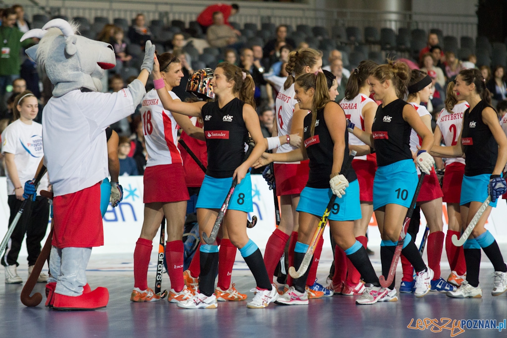 III Halowe Mistrzostwa Świata w Hokeju Na Trawie - Polska - Urugwaj Foto: lepszyPOZNAN.pl / Piotr Rychter III Halowe Mistrzostwa Świata w Hokeju Na Trawie - Polska - Urugwaj Foto: lepszyPOZNAN.pl / Piotr Rychter