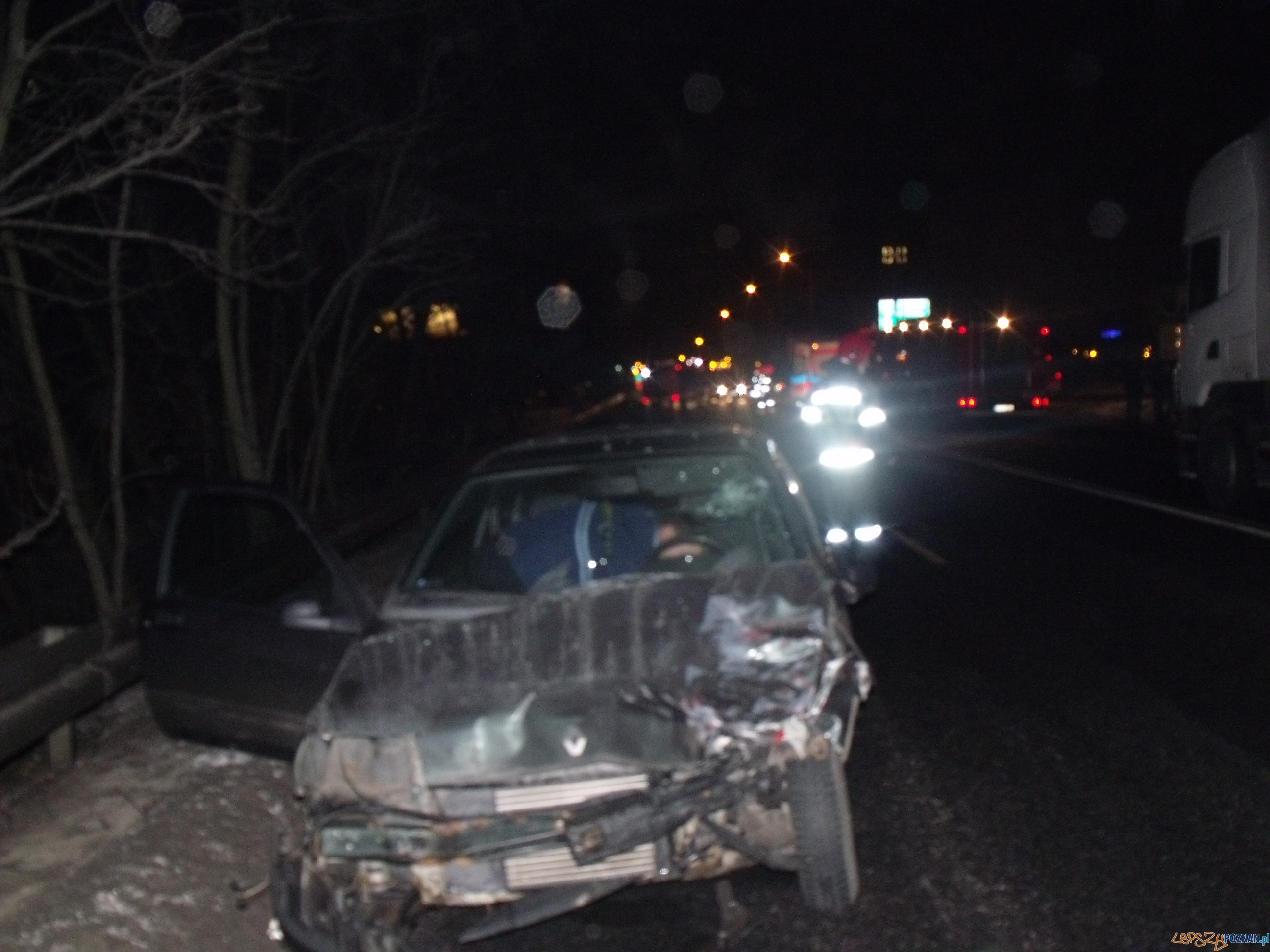 Wypadek na Bałtyckiej Foto: KM PSP w Poznaniu Wypadek na Bałtyckiej Foto: KM PSP w Poznaniu