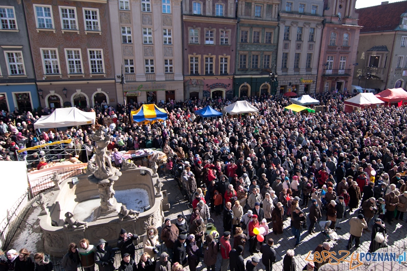 Kaziuki na Starym Rynku w Poznaniu Foto: LepszyPOZNAN.pl / Paweł Rychter Kaziuki na Starym Rynku w Poznaniu Foto: LepszyPOZNAN.pl / Paweł Rychter