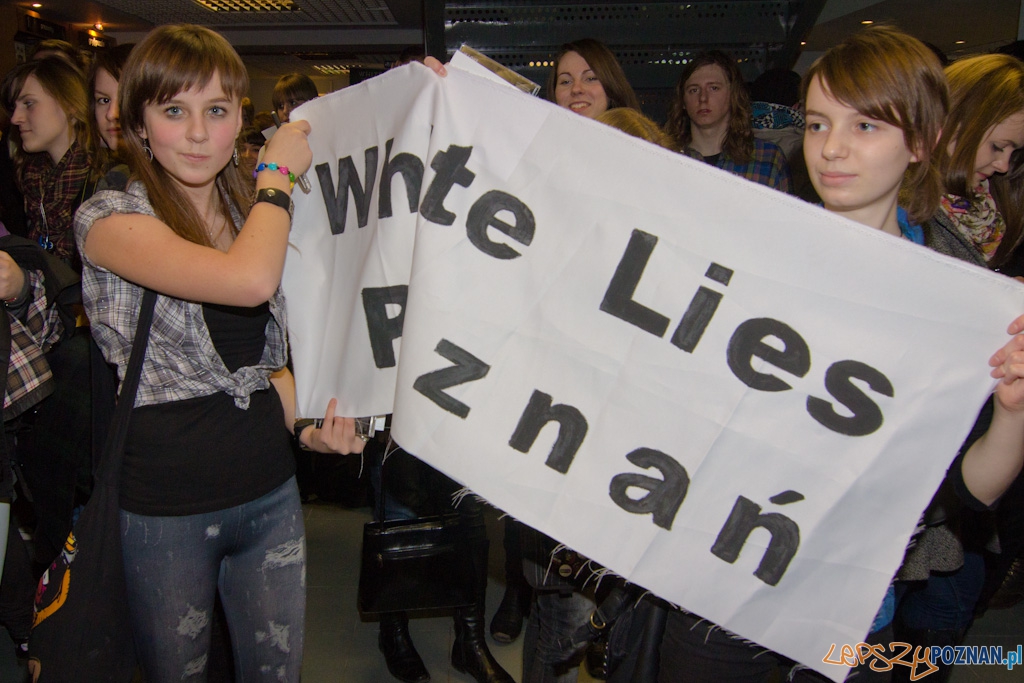 White Lies w Empiku Foto: lepszyPOZNAN.pl / Piotr Rychter White Lies w Empiku Foto: lepszyPOZNAN.pl / Piotr Rychter
