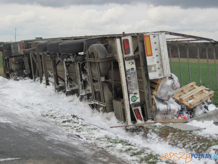 Wypadek w Niepruszewie Foto: Paweł Zieliński Wypadek w Niepruszewie Foto: Paweł Zieliński