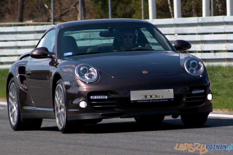 spotkanie klubu 300tu na Torze Poznań - 16.04.2011 r. Foto: LepszyPOZNAN.pl / Paweł Rychter spotkanie klubu 300tu na Torze Poznań - 16.04.2011 r. Foto: LepszyPOZNAN.pl / Paweł Rychter