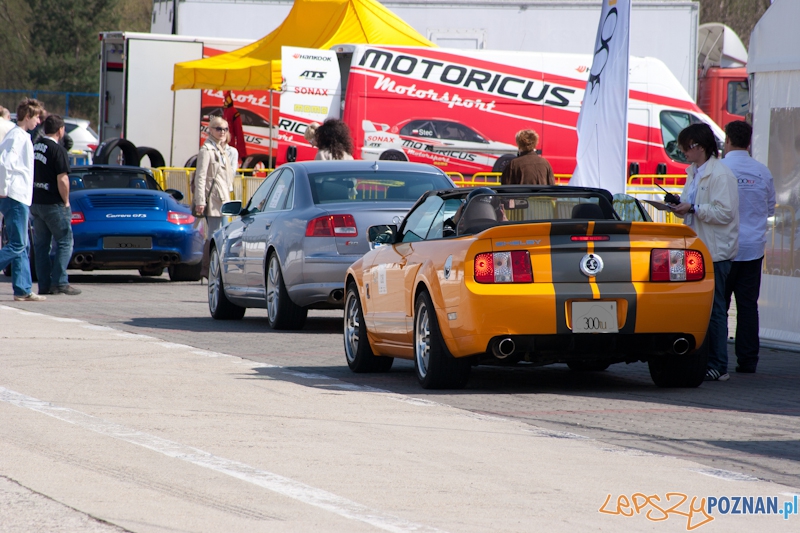 spotkanie klubu 300tu na Torze Poznań - 16.04.2011 r. Foto: LepszyPOZNAN.pl / Paweł Rychter spotkanie klubu 300tu na Torze Poznań - 16.04.2011 r. Foto: LepszyPOZNAN.pl / Paweł Rychter