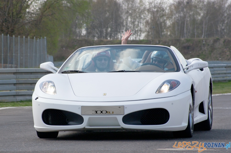 spotkanie klubu 300tu na Torze Poznań - 16.04.2011 r. Foto: LepszyPOZNAN.pl / Paweł Rychter spotkanie klubu 300tu na Torze Poznań - 16.04.2011 r. Foto: LepszyPOZNAN.pl / Paweł Rychter