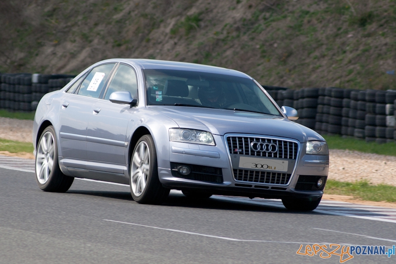 spotkanie klubu 300tu na Torze Poznań - 16.04.2011 r. Foto: LepszyPOZNAN.pl / Paweł Rychter spotkanie klubu 300tu na Torze Poznań - 16.04.2011 r. Foto: LepszyPOZNAN.pl / Paweł Rychter