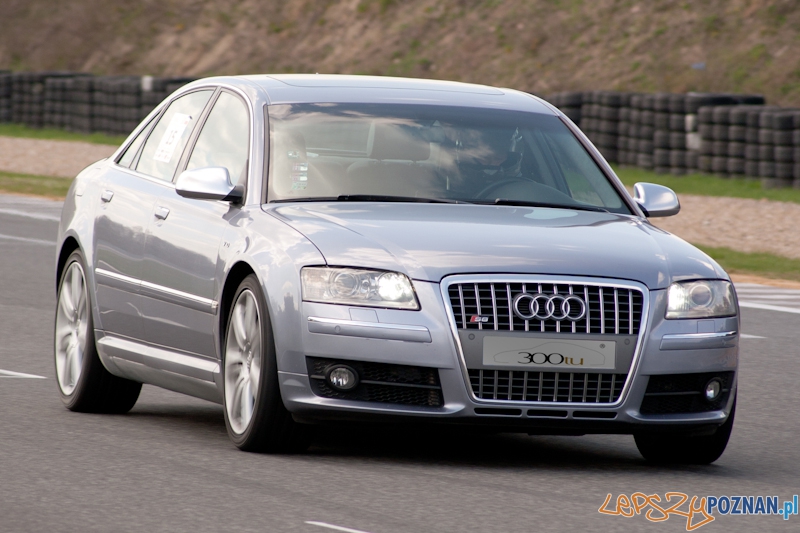 spotkanie klubu 300tu na Torze Poznań - 16.04.2011 r. Foto: LepszyPOZNAN.pl / Paweł Rychter spotkanie klubu 300tu na Torze Poznań - 16.04.2011 r. Foto: LepszyPOZNAN.pl / Paweł Rychter