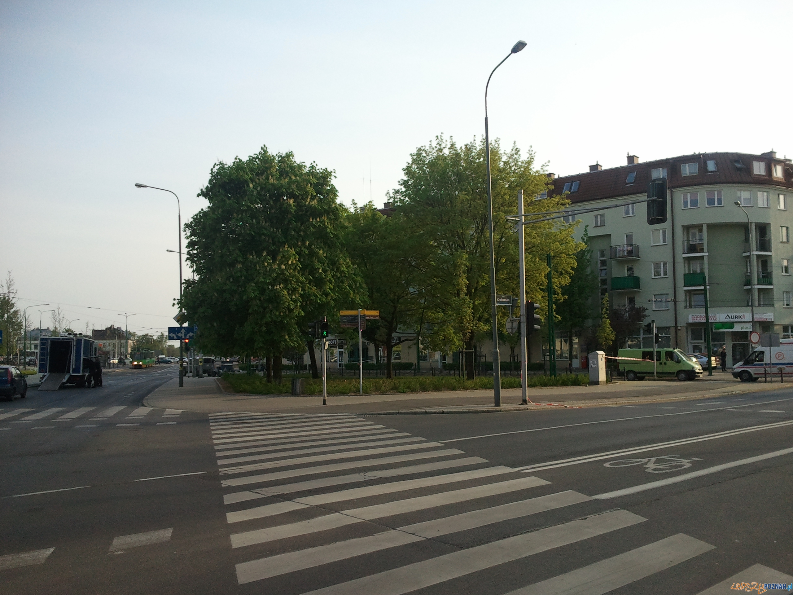 Zamknięte skrzyżowanie Królowej Jadwigi i Strzeleckiej Foto: lepszyPOZNAN.pl / gsm Zamknięte skrzyżowanie Królowej Jadwigi i Strzeleckiej Foto: lepszyPOZNAN.pl / gsm