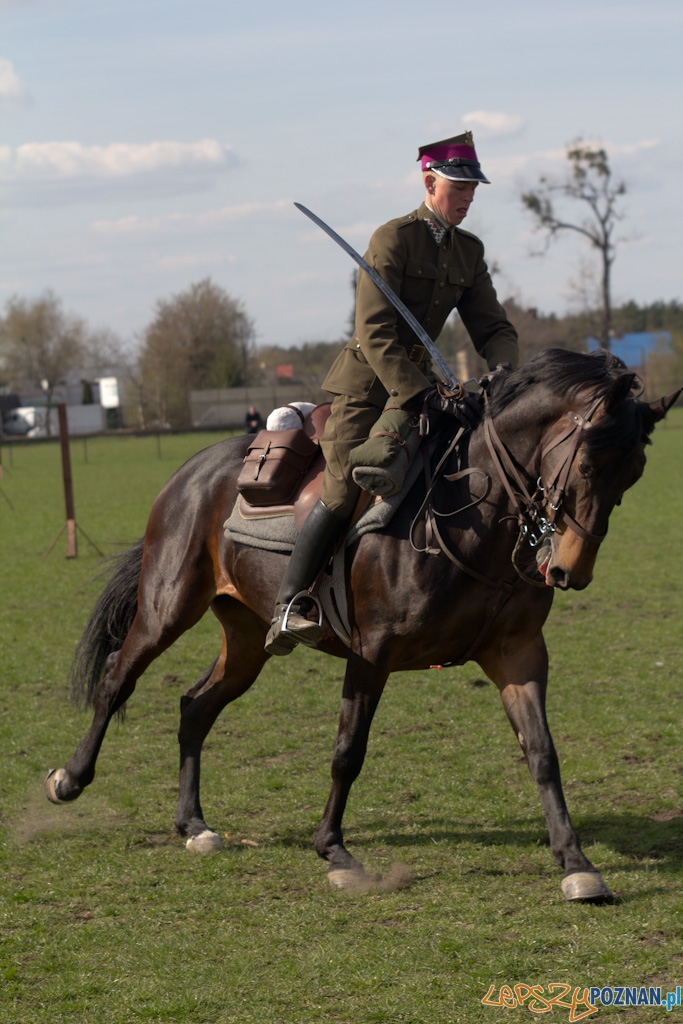Dni Ułana 2011 - konkurs władania szpadą Foto: lepszyPOZNAN.pl / Piotr Rychter Dni Ułana 2011 - konkurs władania szpadą Foto: lepszyPOZNAN.pl / Piotr Rychter