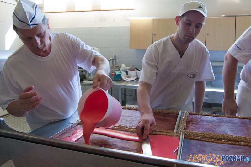 Przygotowanie największego Mazurka w Europie - 29.04.2011 r. Foto: LepszyPOZNAN.pl / Paweł Rychter Przygotowanie największego Mazurka w Europie - 29.04.2011 r. Foto: LepszyPOZNAN.pl / Paweł Rychter