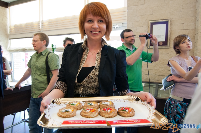 Przygotowanie największego Mazurka w Europie - 29.04.2011 r. Foto: LepszyPOZNAN.pl / Paweł Rychter Przygotowanie największego Mazurka w Europie - 29.04.2011 r. Foto: LepszyPOZNAN.pl / Paweł Rychter