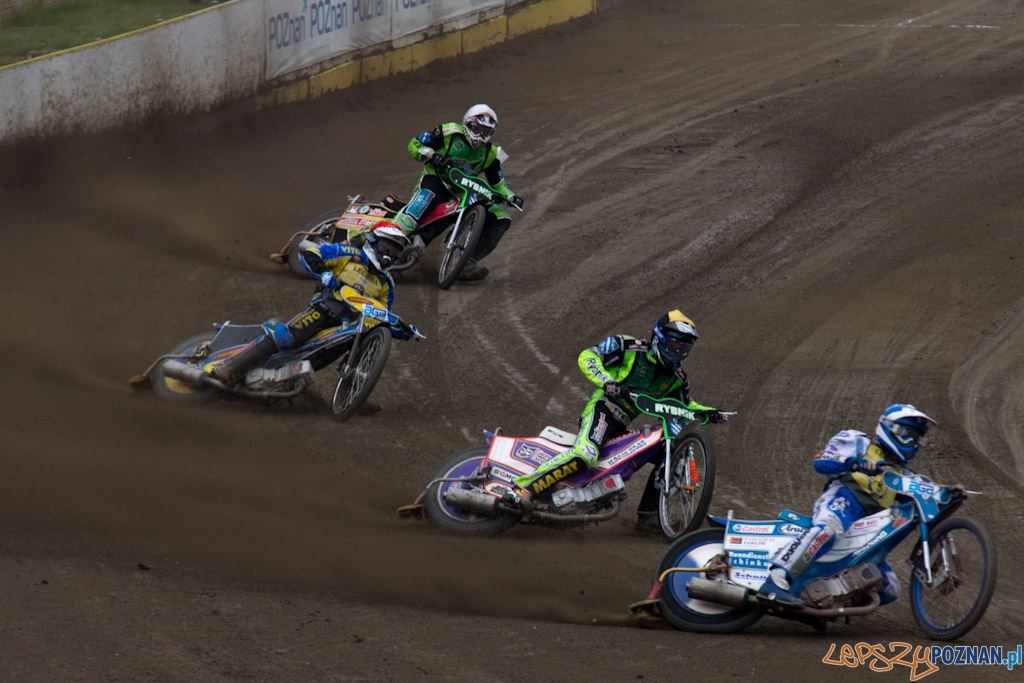PSŻ Lechma Poznań - RKS ROW Rybnik - Stadion na Golecinie 25.04.2011 r. Foto: lepszyPOZNAN.pl / Piotr Rychter PSŻ Lechma Poznań - RKS ROW Rybnik - Stadion na Golecinie 25.04.2011 r. Foto: lepszyPOZNAN.pl / Piotr Rychter